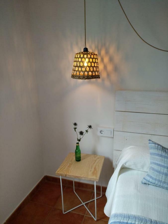 Hostal Sa Posada Set Cales Ситадела Екстериор снимка