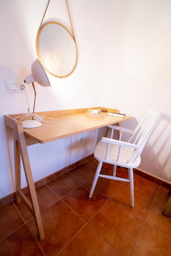 Hostal Sa Posada Set Cales Ситадела Екстериор снимка